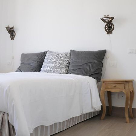 La Superba Rooms&Breakfast Genoa Bagian luar foto