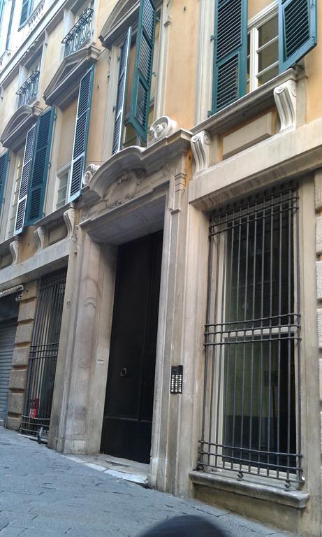La Superba Rooms&Breakfast Genoa Bagian luar foto