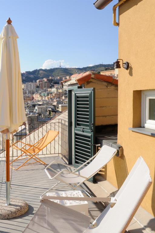 La Superba Rooms&Breakfast Genoa Ruang foto