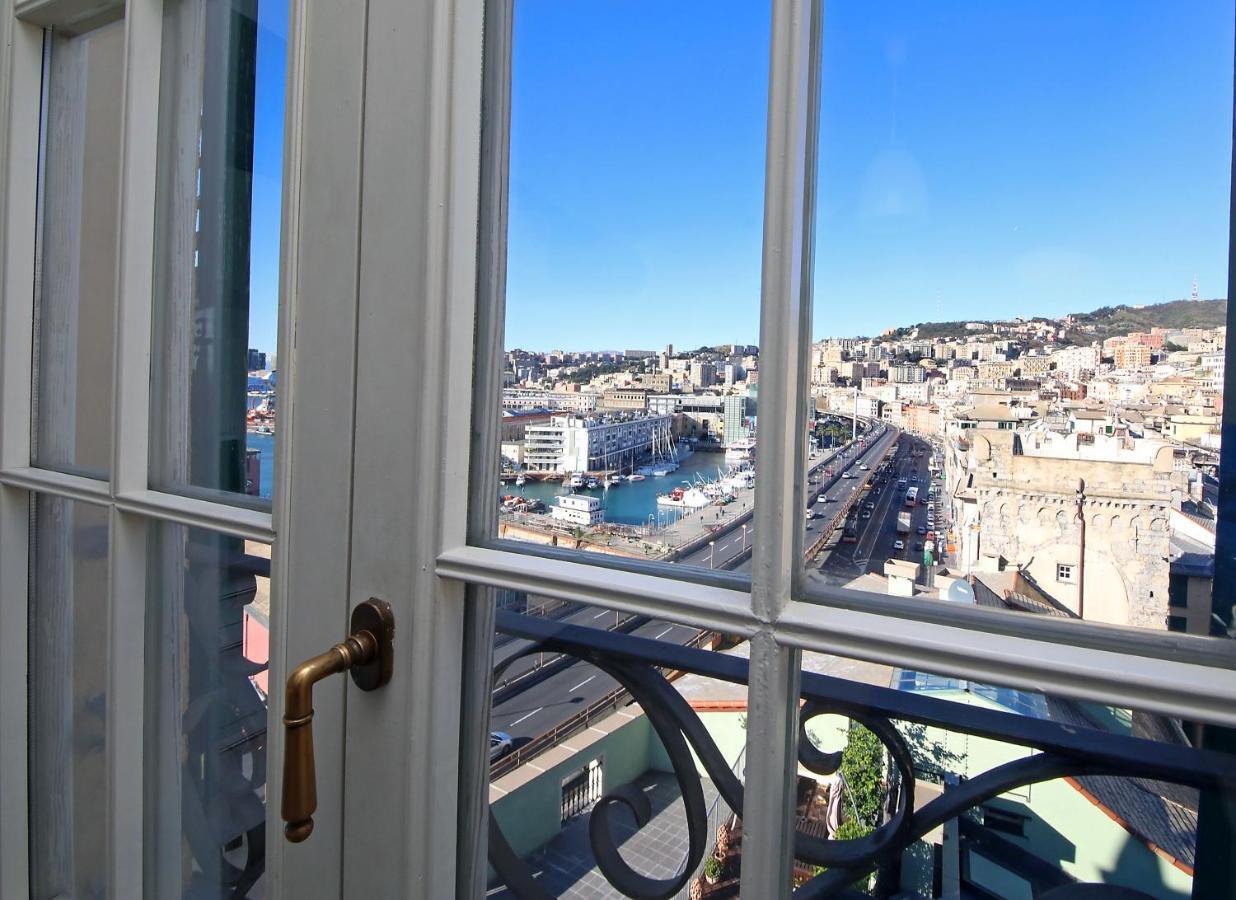 La Superba Rooms&Breakfast Genoa Bagian luar foto