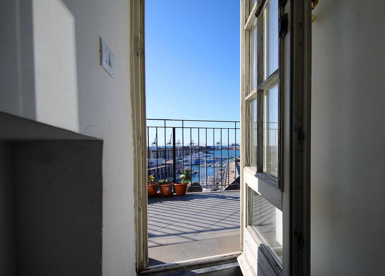 La Superba Rooms&Breakfast Genoa Bagian luar foto