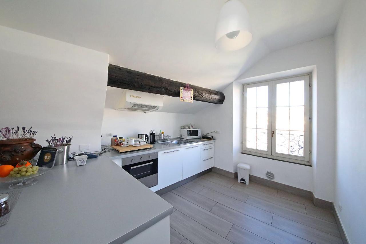 La Superba Rooms&Breakfast Genoa Bagian luar foto