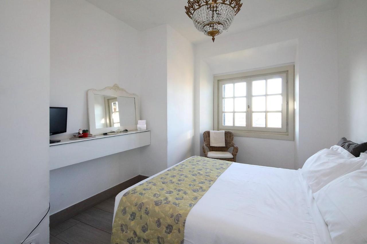 La Superba Rooms&Breakfast Genoa Bagian luar foto