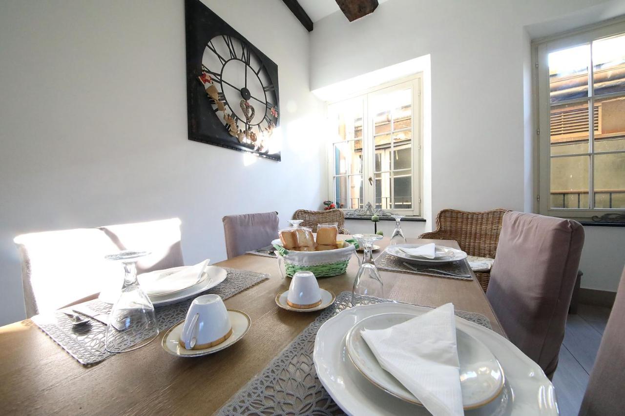La Superba Rooms&Breakfast Genoa Bagian luar foto